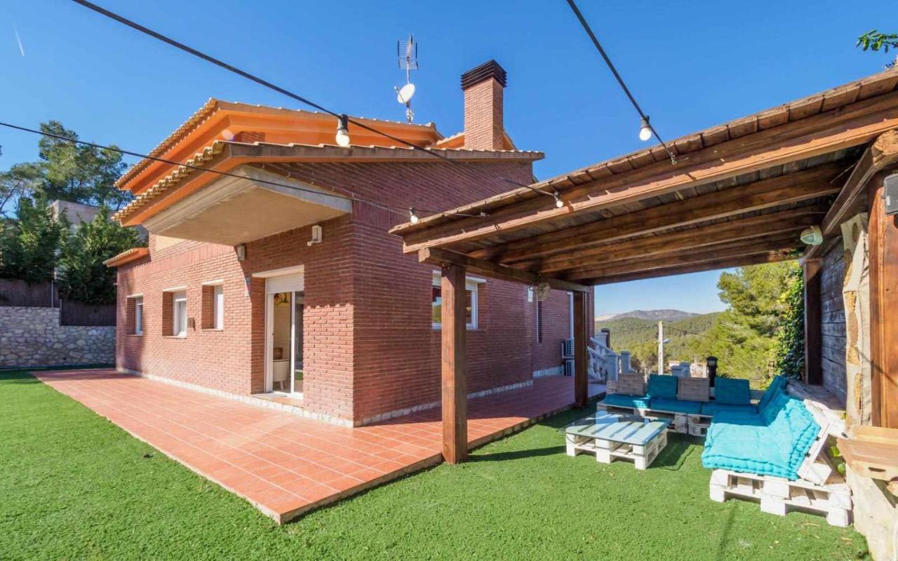 Mas Mestre Con Una Capacidad De 6 A 8 Huespedes Cerca De Sitges Olivella Exterior foto