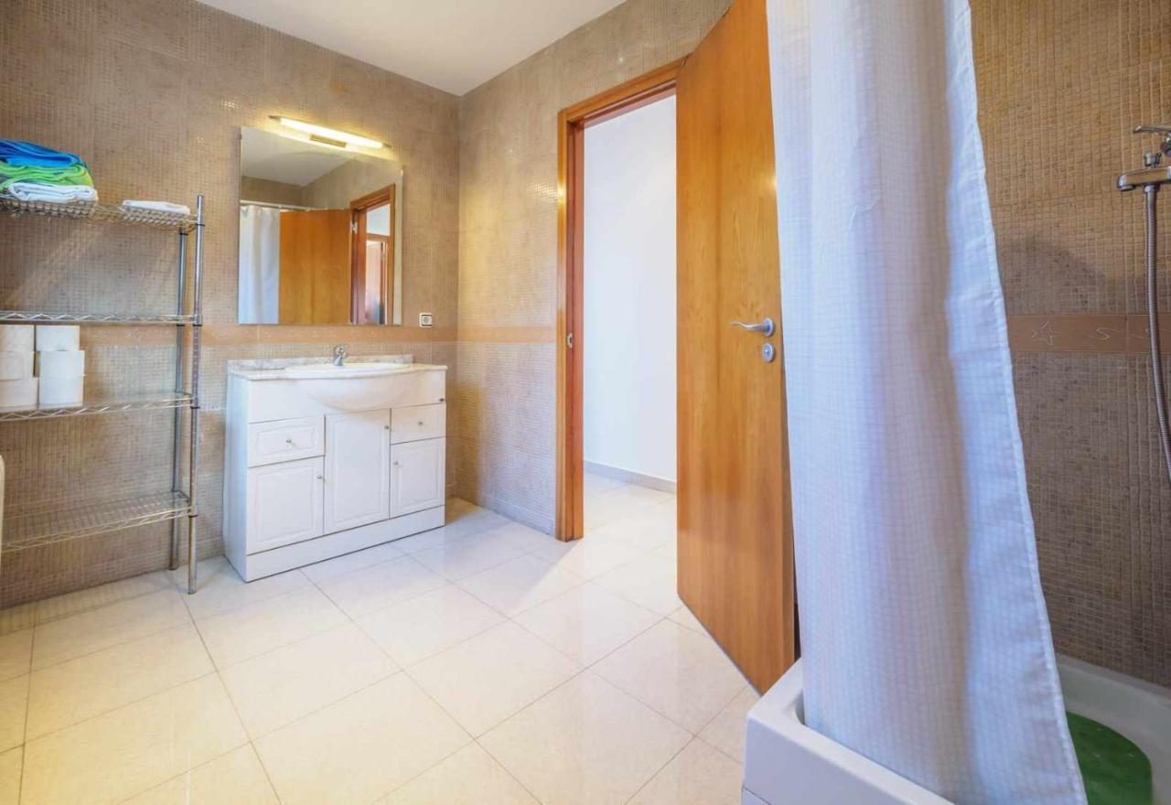 Mas Mestre Con Una Capacidad De 6 A 8 Huespedes Cerca De Sitges Olivella Exterior foto