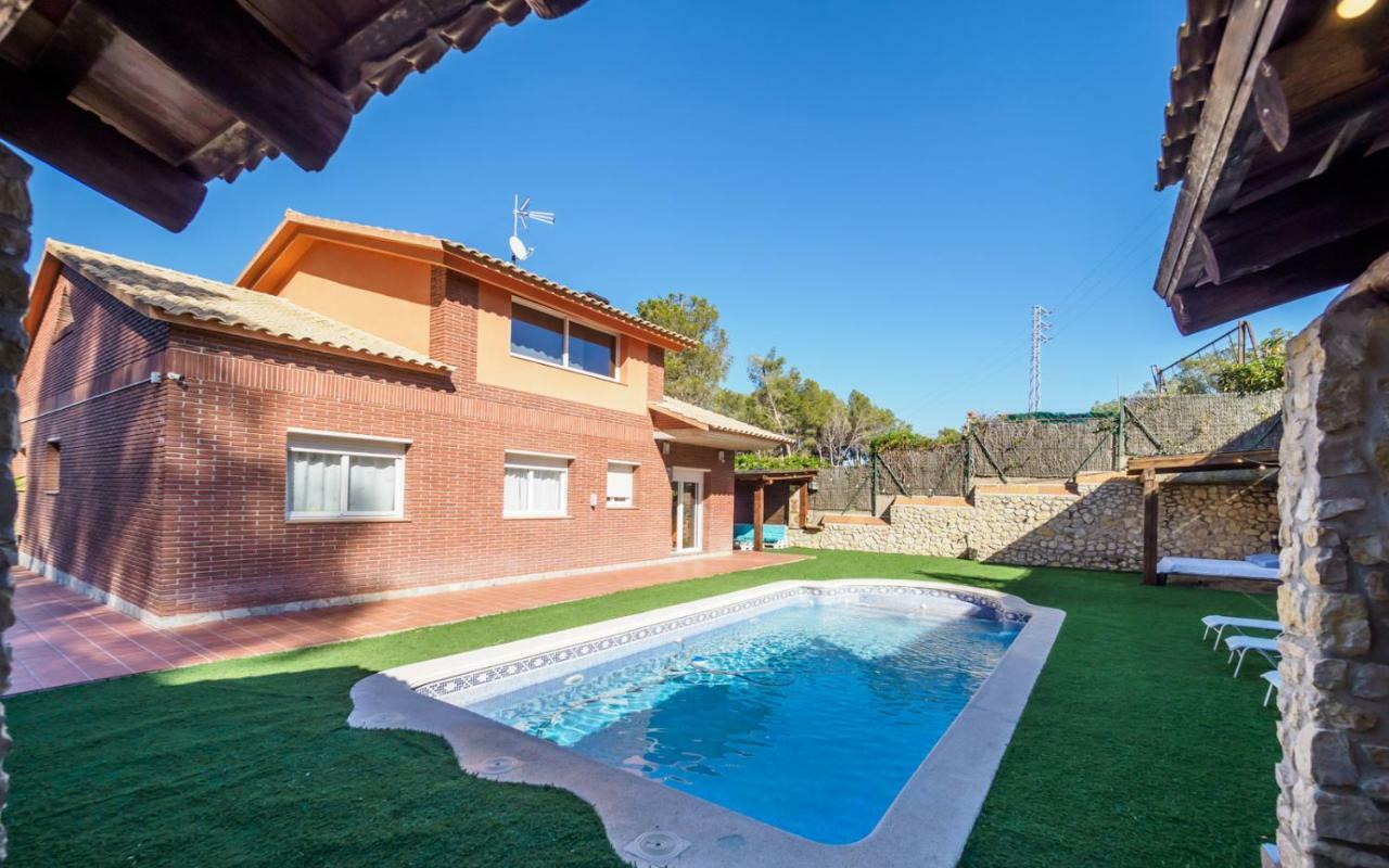 Mas Mestre Con Una Capacidad De 6 A 8 Huespedes Cerca De Sitges Olivella Exterior foto